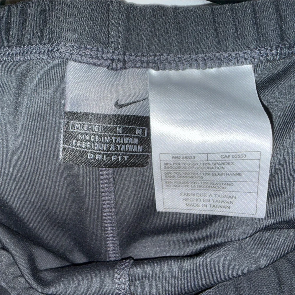 Nike Women's Dark Gray Athletic Shorts Size M Like New!!